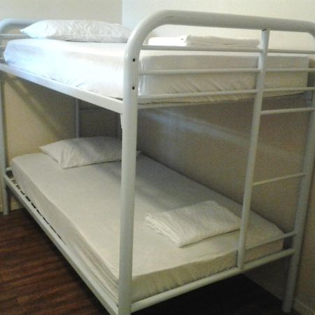 Downtown Hollywood Beach Students' Dorm Vandrehjem Eksteriør billede